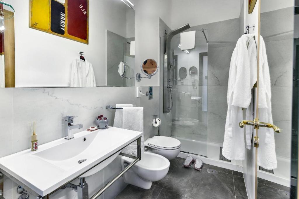 Boutique Hotel Piazza Carita Neapol Zewnętrze zdjęcie